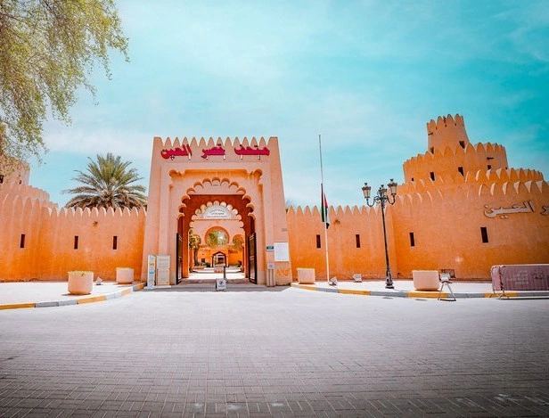 Al Ain City Guided Tour From Dubai